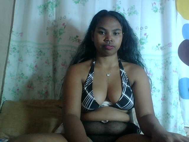 Miarizou's BongaCams show and profile