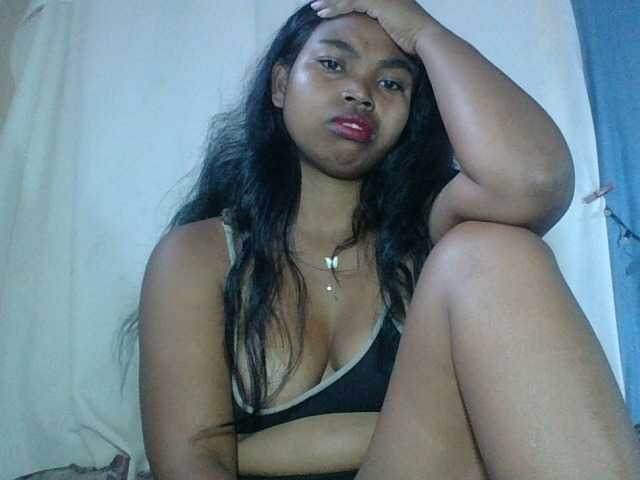 Miarizou's BongaCams show and profile