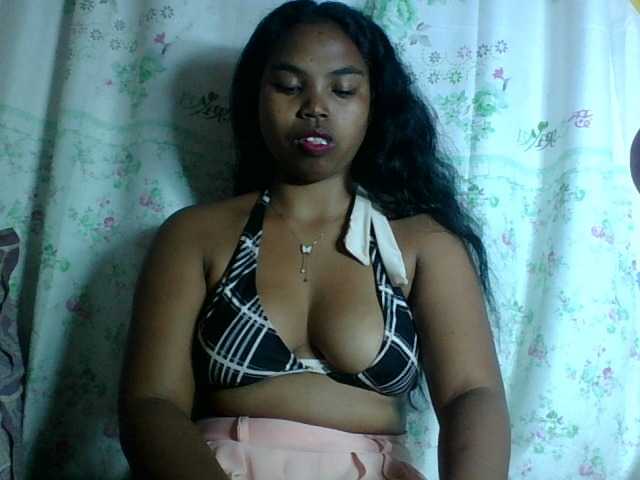 Miarizou's BongaCams show and profile