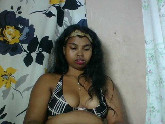 Miarizou's BongaCams show and profile