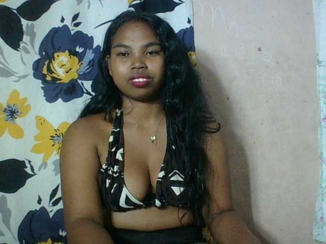 Miarizou's BongaCams show and profile