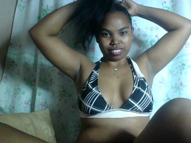 Miarizou's BongaCams show and profile