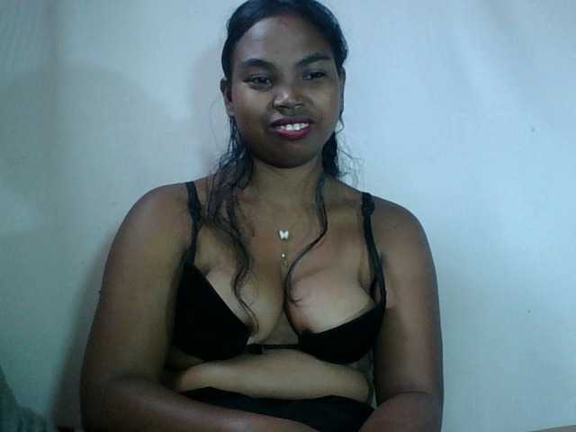 Miarizou's BongaCams show and profile