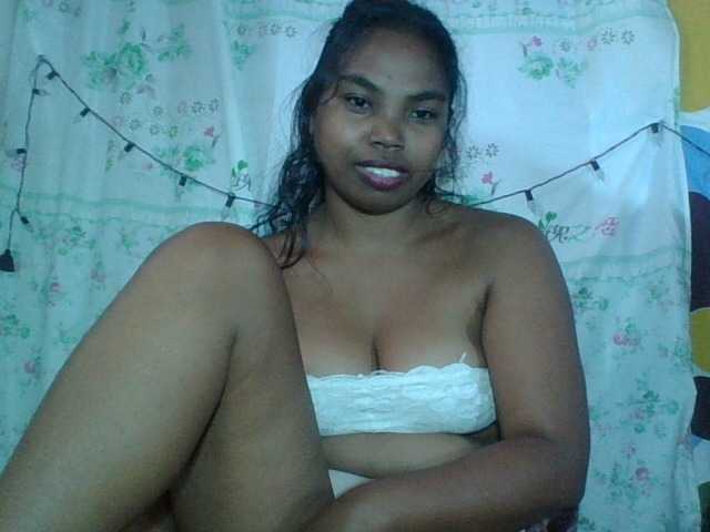 Miarizou's BongaCams show and profile