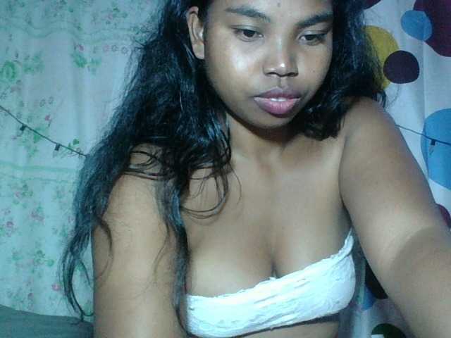 Miarizou's BongaCams show and profile