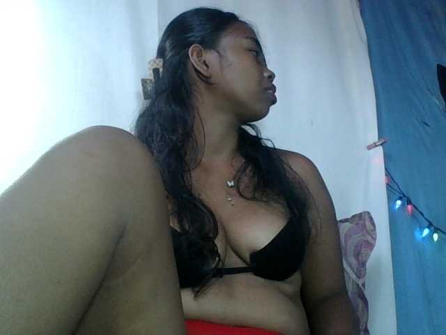 Miarizou's BongaCams show and profile