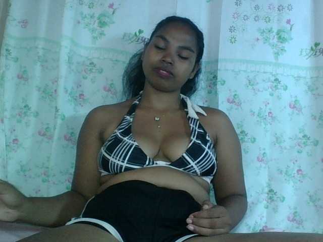 Miarizou's BongaCams show and profile