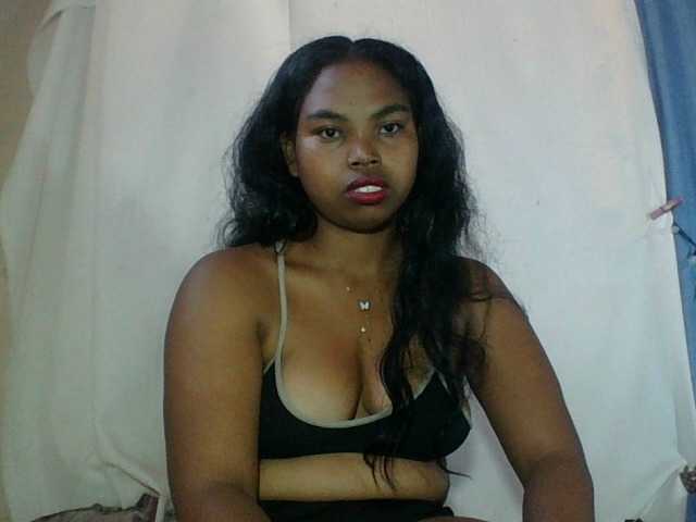 Miarizou's BongaCams show and profile