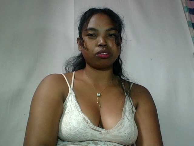 Miarizou's BongaCams show and profile