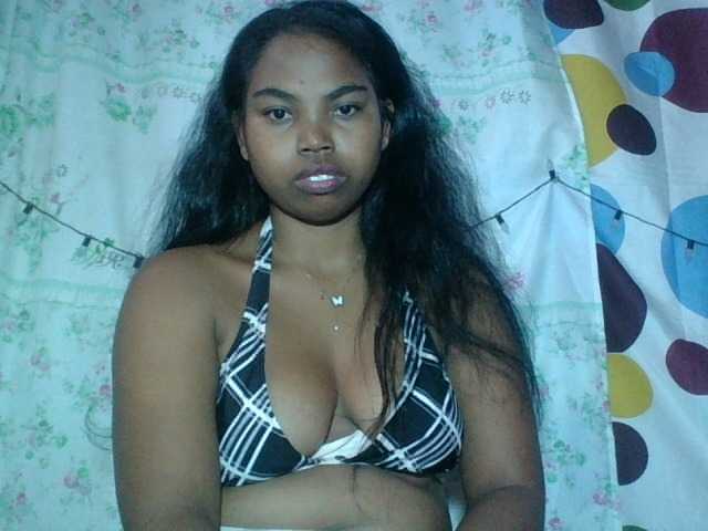 Miarizou's BongaCams show and profile