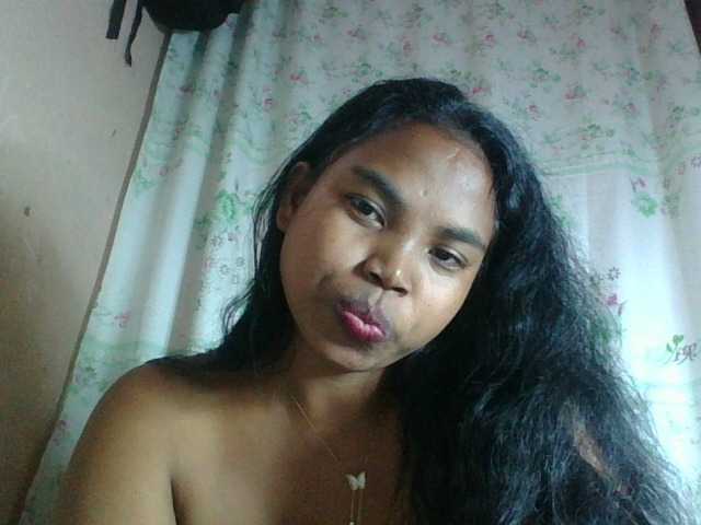 Miarizou's BongaCams show and profile