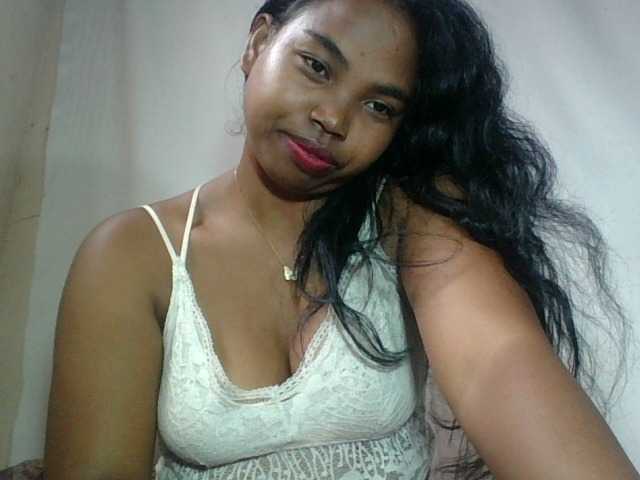 Miarizou's BongaCams show and profile