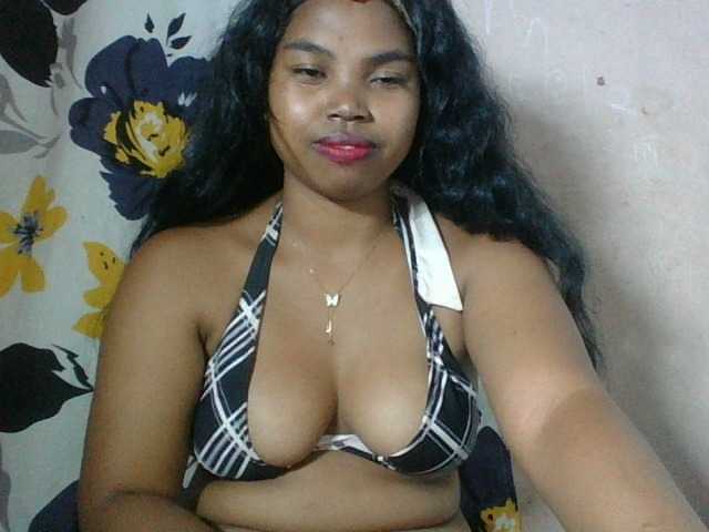 Miarizou's BongaCams show and profile