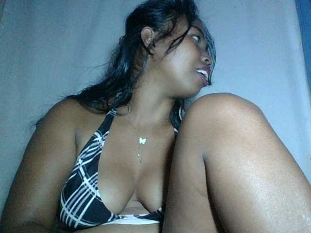 Miarizou's BongaCams show and profile