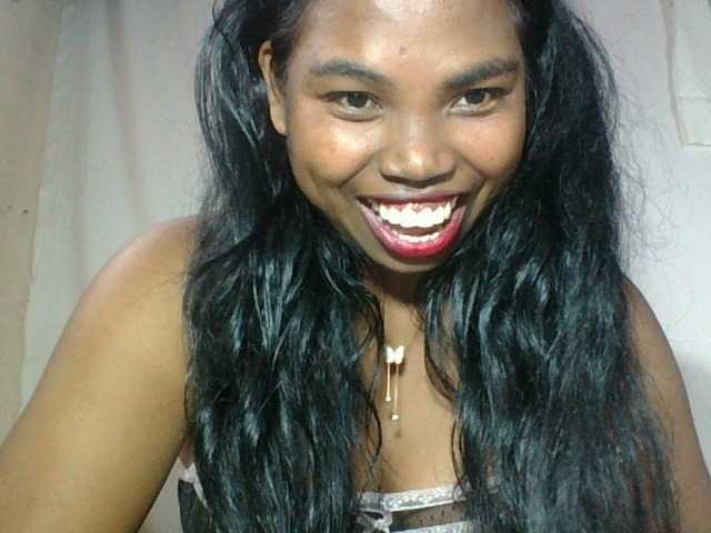 Miarizou's BongaCams show and profile