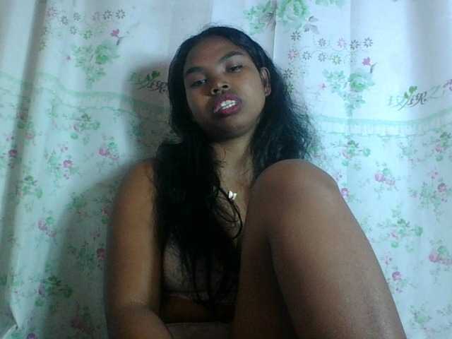 Miarizou's BongaCams show and profile