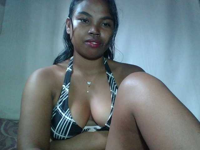 Miarizou's BongaCams show and profile