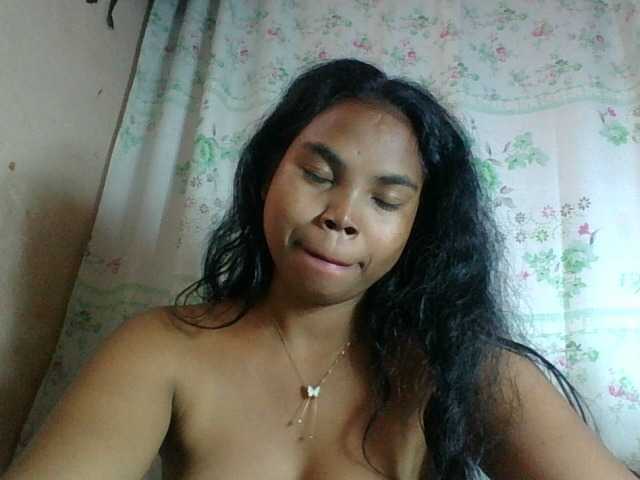 Miarizou's BongaCams show and profile