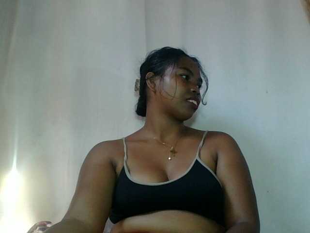 Miarizou's BongaCams show and profile