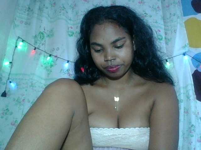 Miarizou's BongaCams show and profile