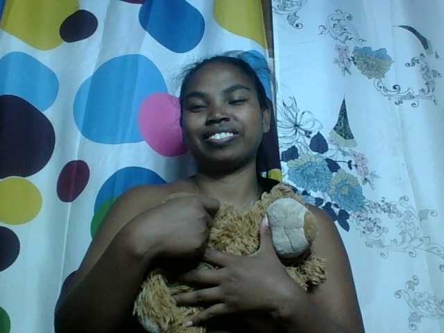 Miarizou's BongaCams show and profile