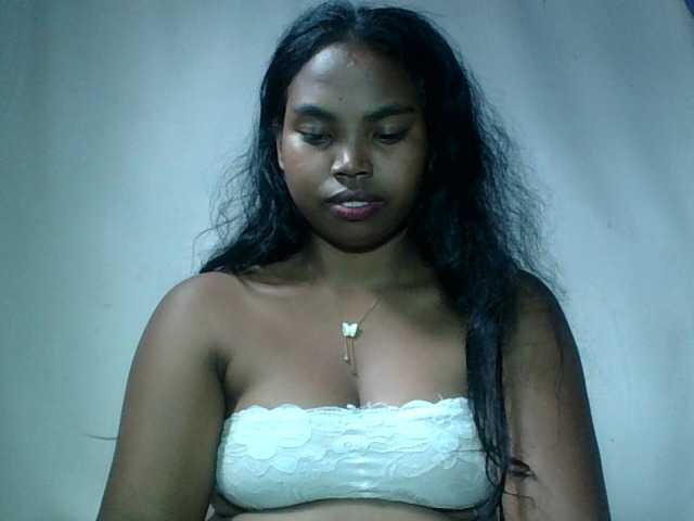 Miarizou's BongaCams show and profile