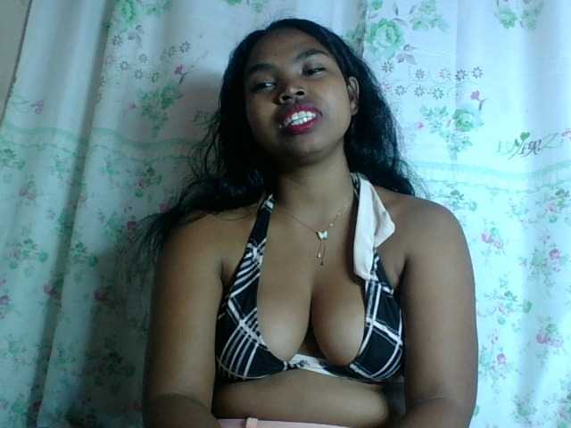 Miarizou's BongaCams show and profile