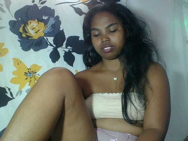 Miarizou's BongaCams show and profile