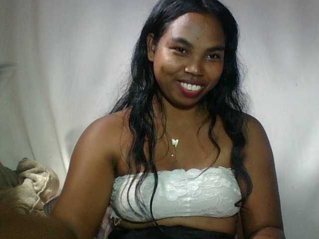 Miarizou's BongaCams show and profile