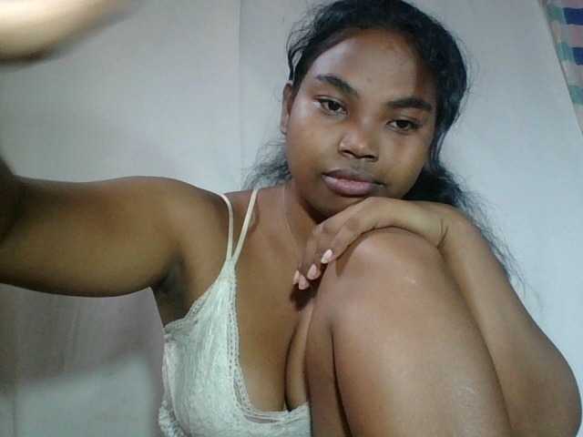 Miarizou's BongaCams show and profile