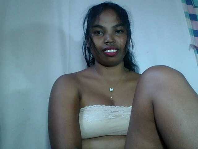 Miarizou's BongaCams show and profile