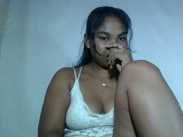 Miarizou's BongaCams show and profile