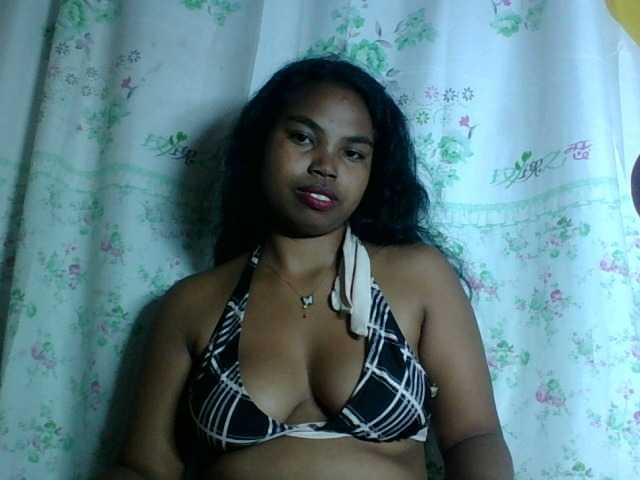 Miarizou's BongaCams show and profile