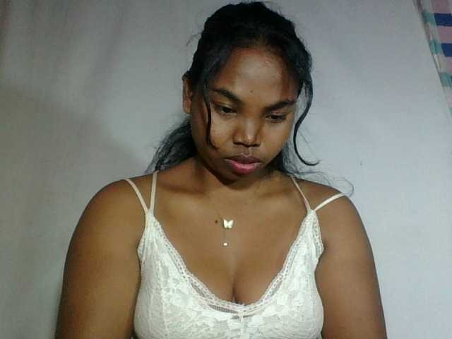 Miarizou's BongaCams show and profile