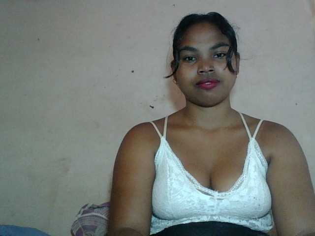 Miarizou's BongaCams show and profile