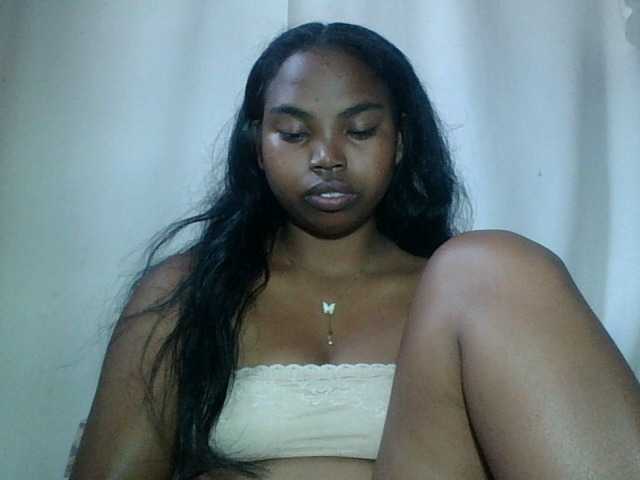 Miarizou's BongaCams show and profile