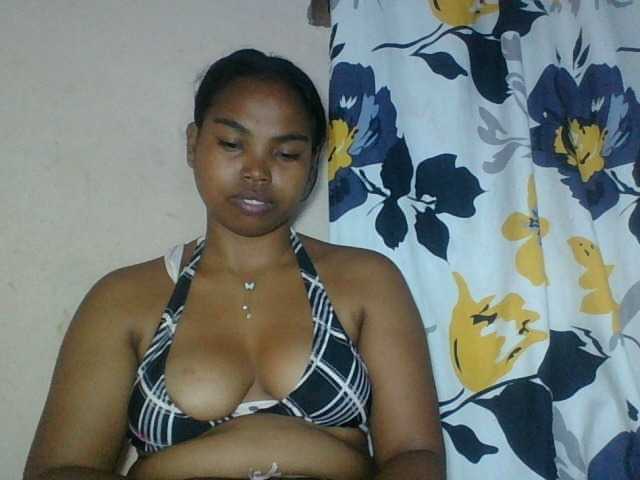 Miarizou's BongaCams show and profile