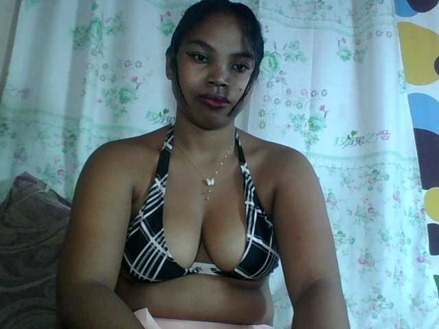 Miarizou's BongaCams show and profile