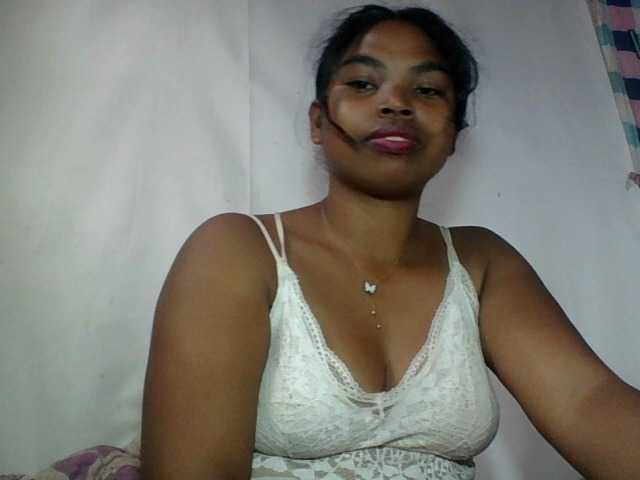 Miarizou's BongaCams show and profile