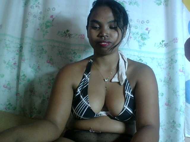 Miarizou's BongaCams show and profile