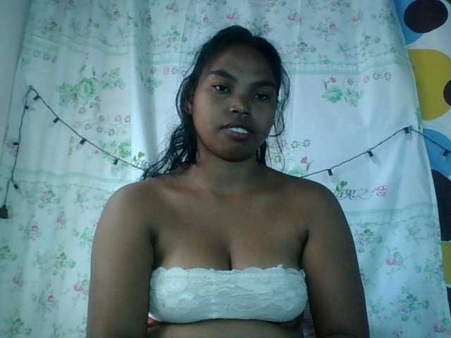 Miarizou's BongaCams show and profile