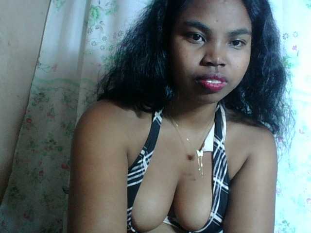 Miarizou's BongaCams show and profile