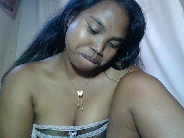 Miarizou's BongaCams show and profile