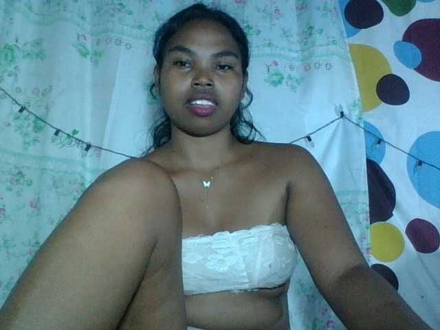 Miarizou's BongaCams show and profile