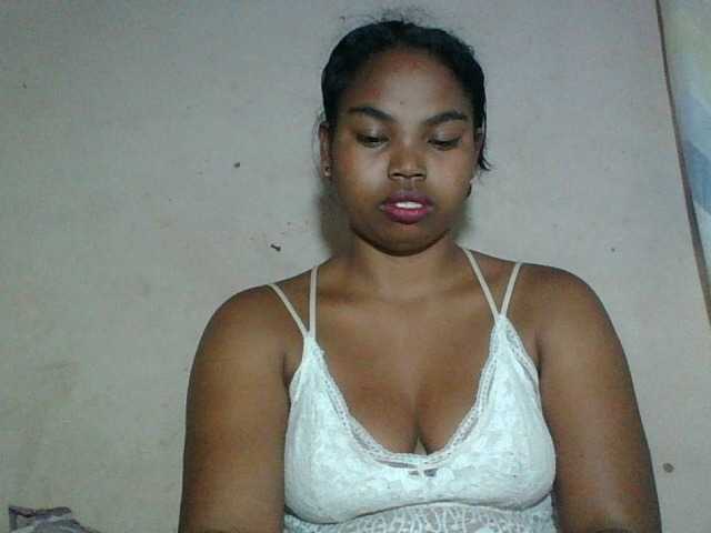 Miarizou Live Cam on BongaCams and RICams