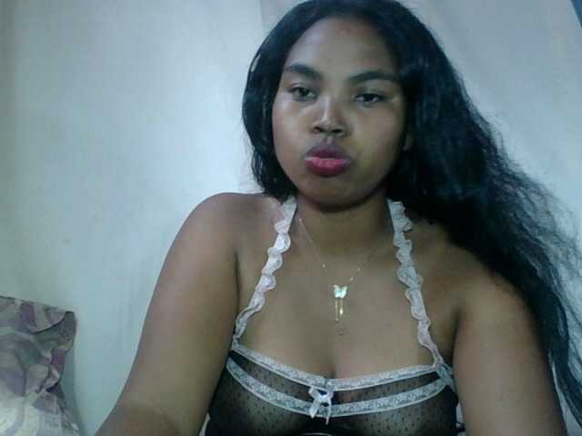 Miarizou's BongaCams show and profile