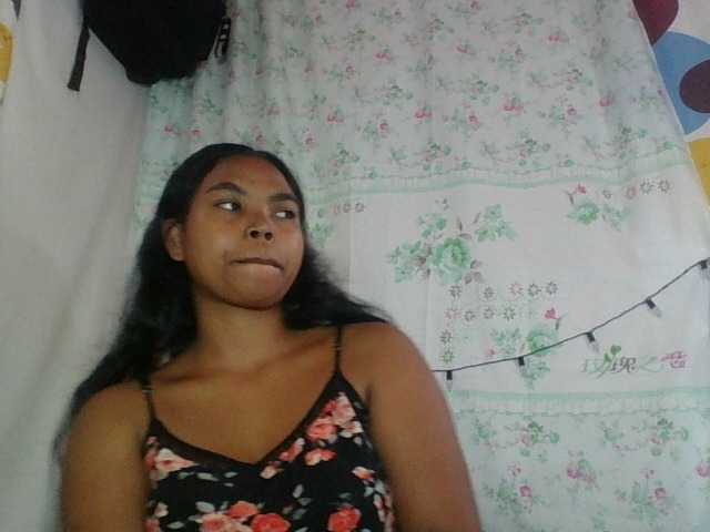 Miarizou's BongaCams show and profile