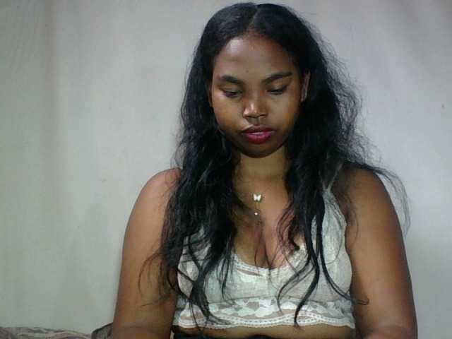 Miarizou's BongaCams show and profile