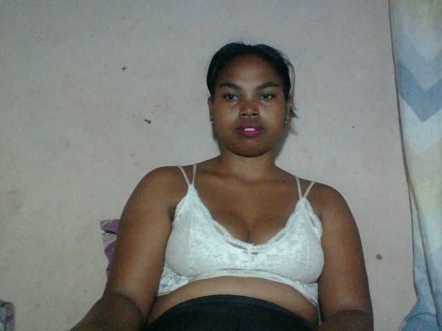 Miarizou Live Cam on BongaCams and RICams