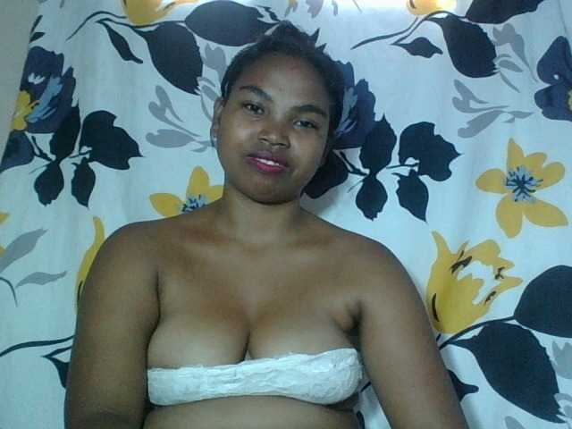 Miarizou's BongaCams show and profile